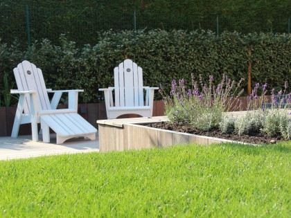Landelijke tuin met een natuurlijke afwerking